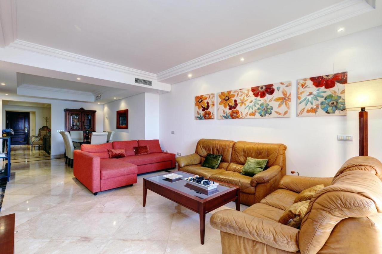 Estepona Mar Azul Aparthotel Exterior photo